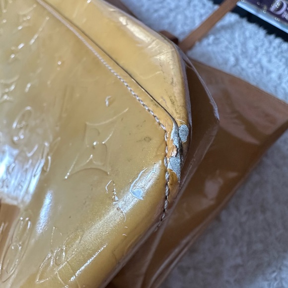 Louis Vuitton Monogram Yellow Vernis Reade GM Tote XL - Picture 8 of 14